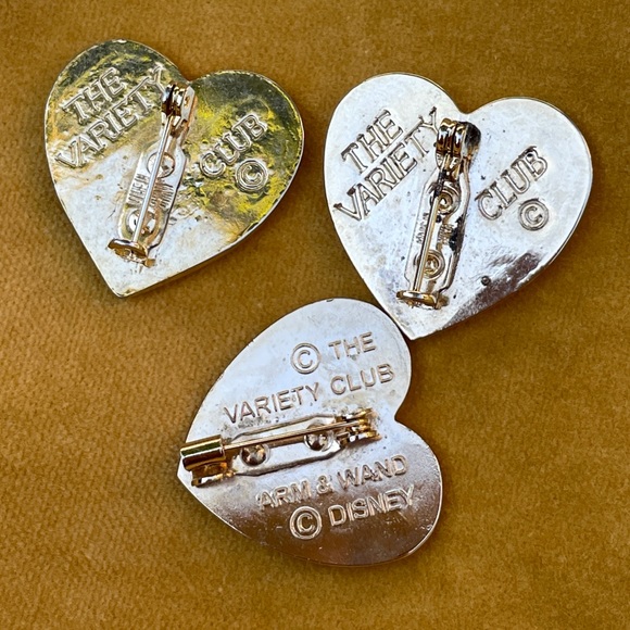 Heart Lapel Pin - Vintage The Variety Club Silver Handprint Brooch 3 pieces - Picture 6 of 7